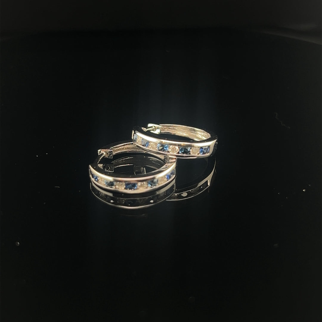 14 kt oorringen saffier 3.30ct