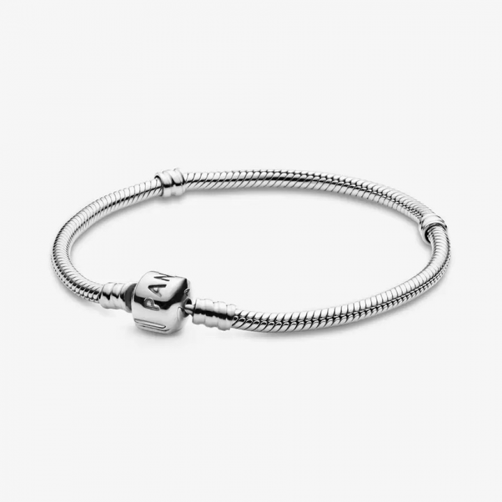 Pandora  Moments Silver Clasp Bracelet 590702HV-16