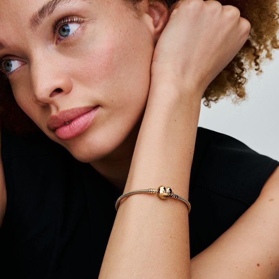 Pandora Moments Snake armband met hartsluiting 563050C00-17