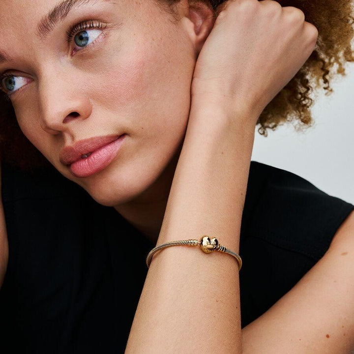 Pandora Moments Snake armband met hartsluiting 563050C00-17