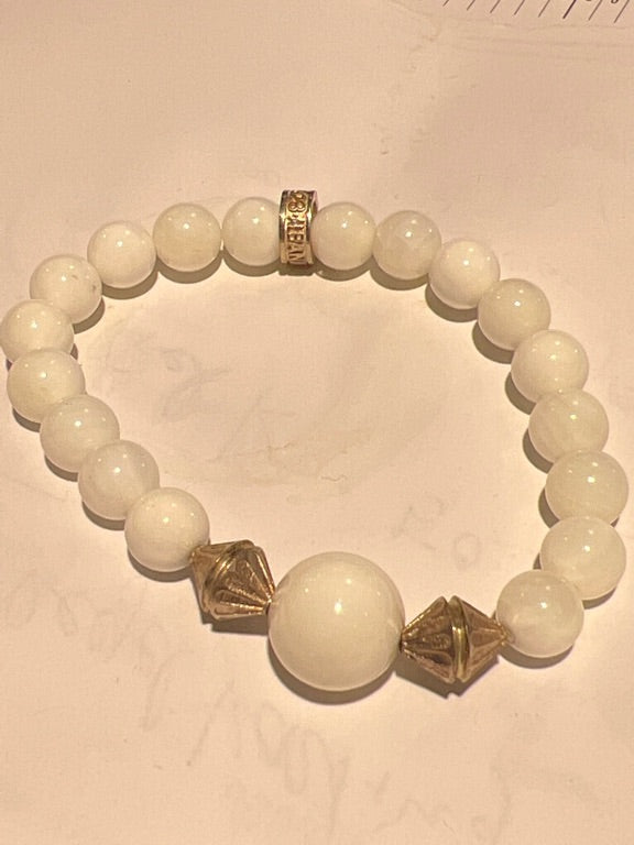 Albanu beads wit onyx