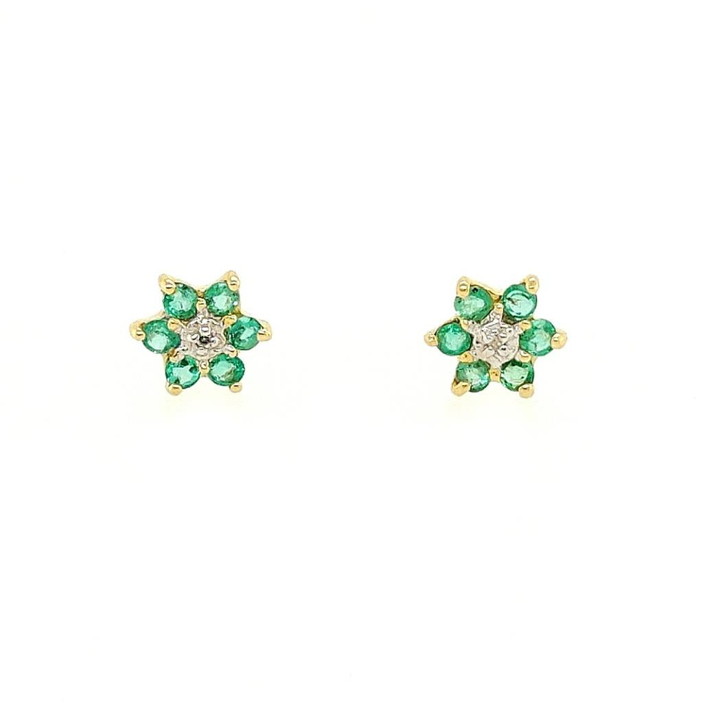 14 Kt oorknoppen met Smaragd en Diamant