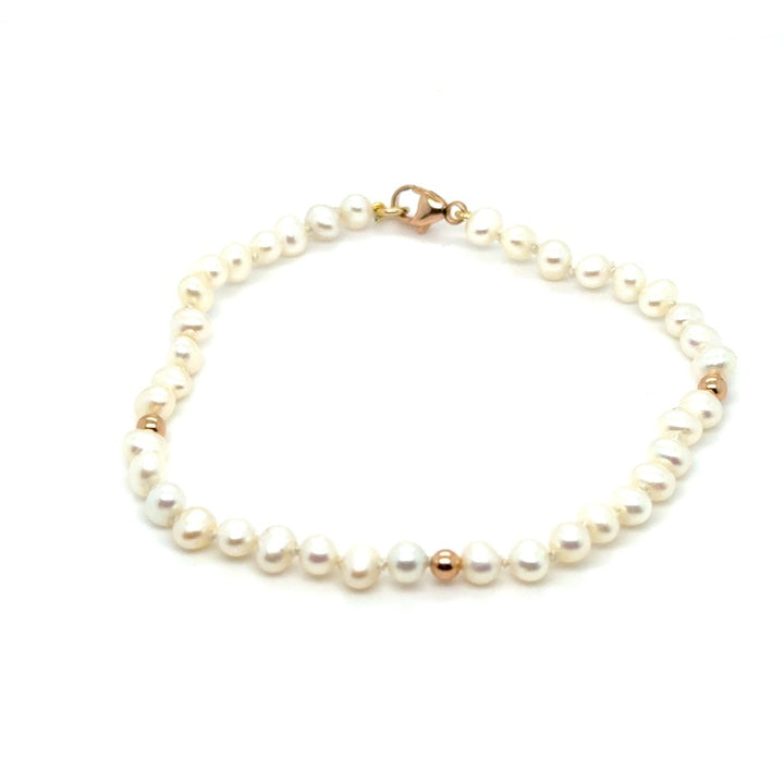 Zoetwater Parelarmband met 14 Karaat Geelgouden Beads – 18 cm