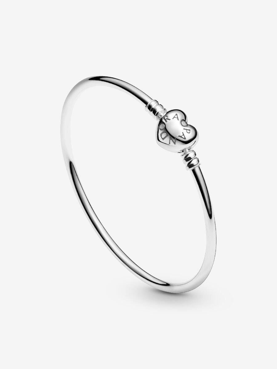 Pandora Moments Bangle met Hartsluiting 596268 17 cm