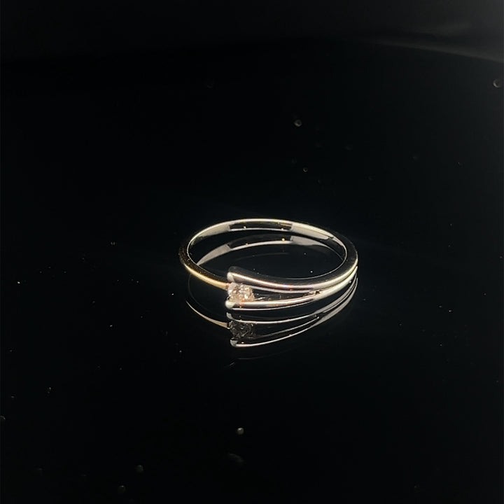 14 kt ring met diamant 0.05ct