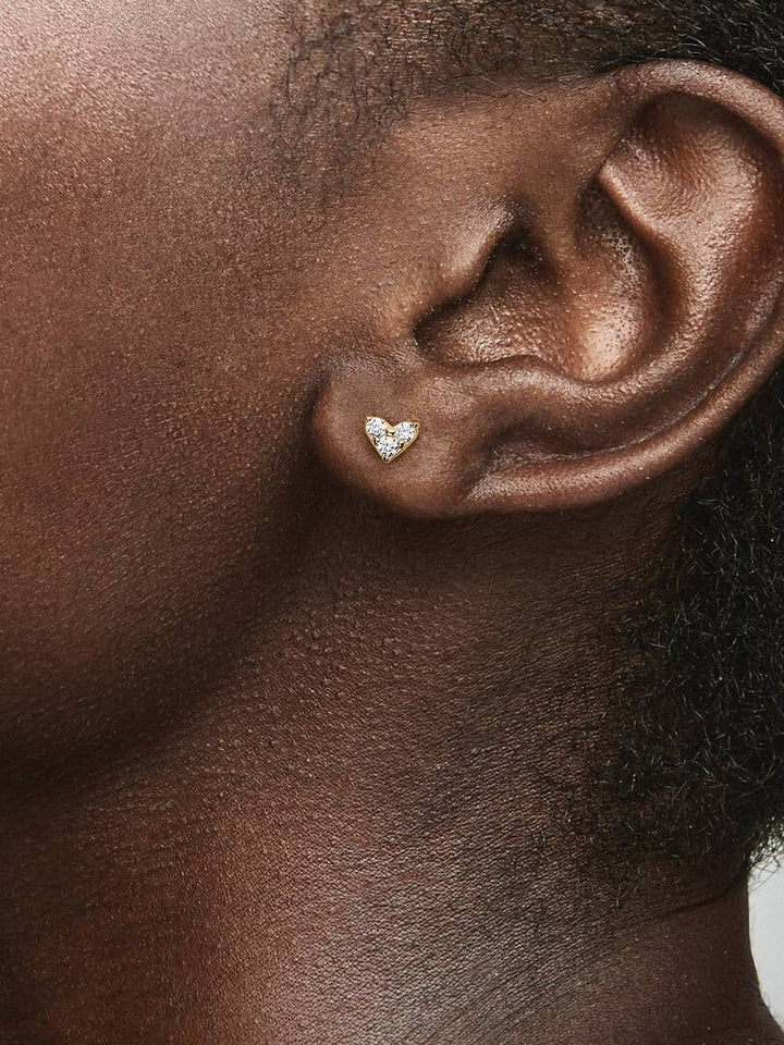 PANDORA 263003C01 OORKNOPPEN TRIPLE STONE HEART ZI