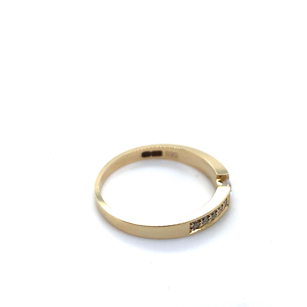 TRI020-G 14 Karaats gouden slag-ring met een briljant