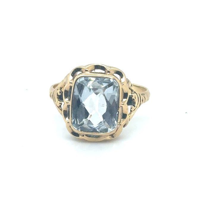 14 kt Gouden Ring met Aquamarijn – Occasion