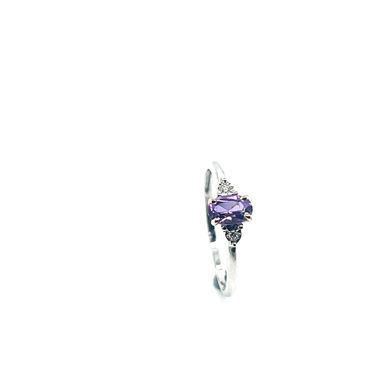 14 karaats witgouden ring diamant &amp; amethist