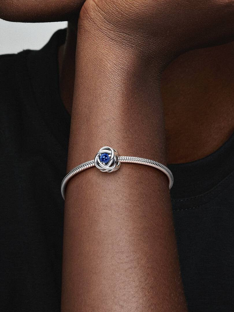 Pandora Moments 790065C07 - Geboortesteen bedel met knoopvorm en donkerblauwe kristal voor september