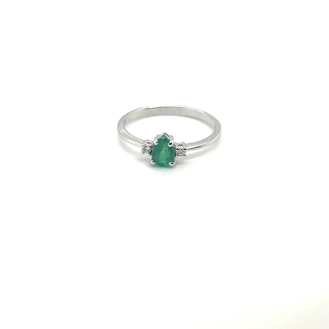 14 kt witgouden ring smaragd en Diamant druppelvorm