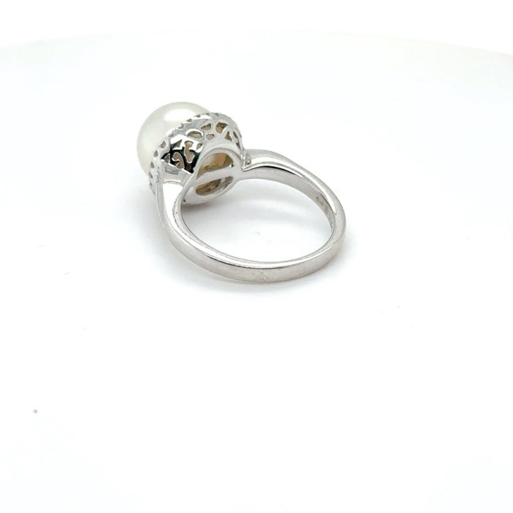 18 kt Witgouden Zuidzee Parelring met Pavé Diamant