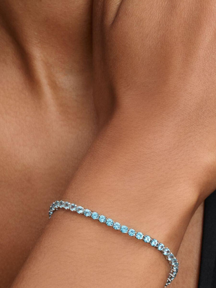 Pandora Sprankelende lichtblauwe tennisarmband 591469C03-18