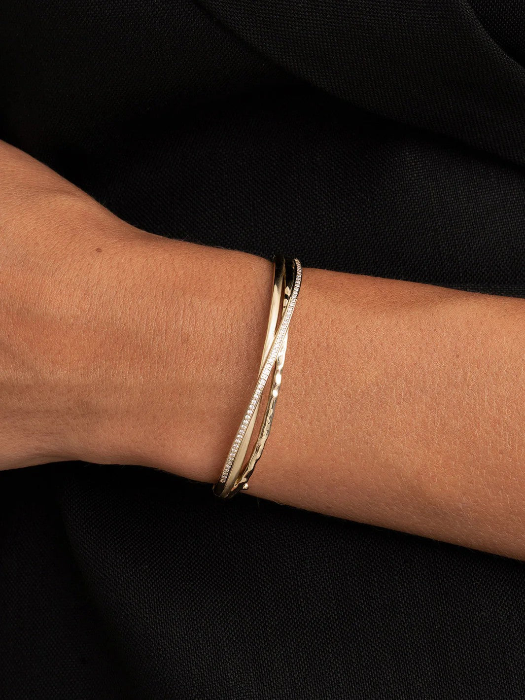 Sparkling Jewels Uneven Bangle Armband Gold Plated – SB-BAG-02-018