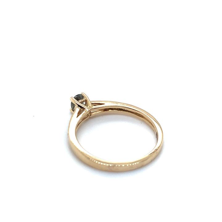14K RING GG  WE-SI 12-0,06 CRTGROENE SAFFIER