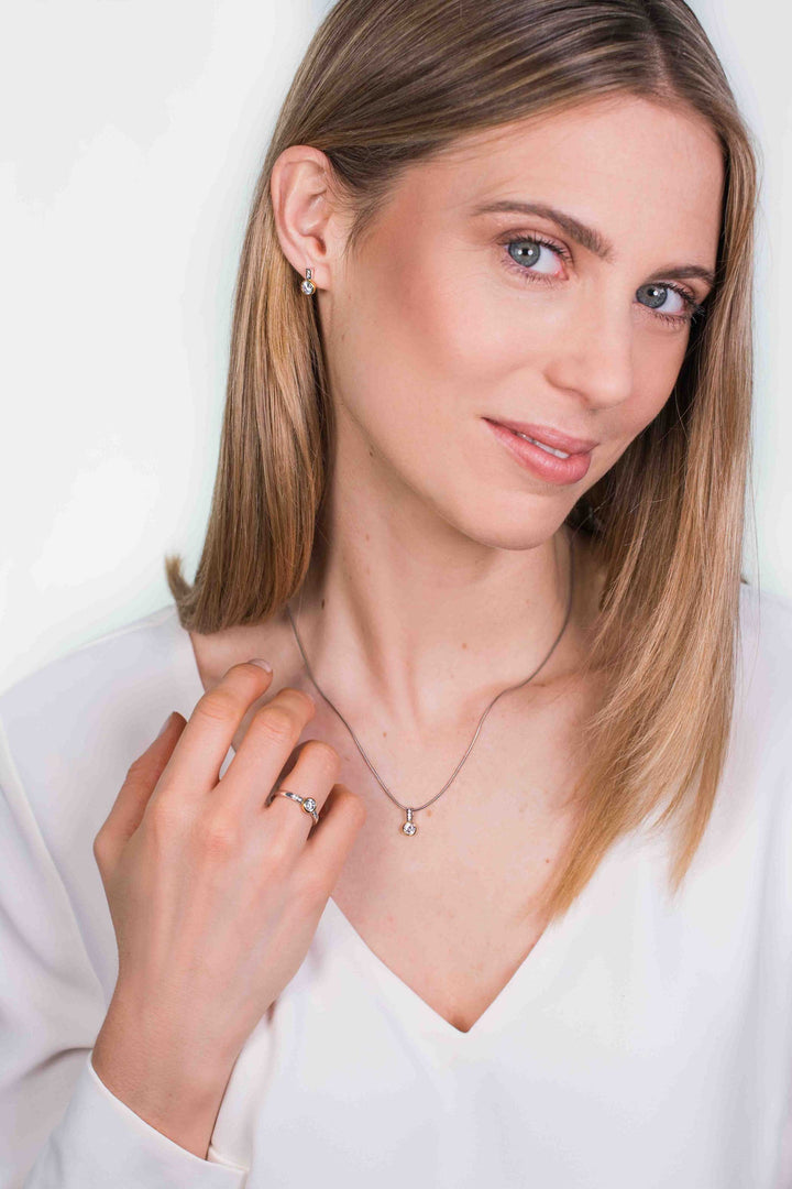 ZINZI zilveren aanschuifring geelverguld rond wit 6 mm – ZIR1662G