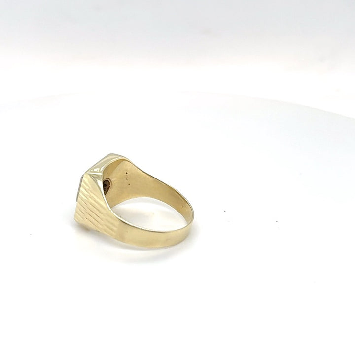 14 kt Gouden Ring met Onyx en Zirkonia – Occasion
