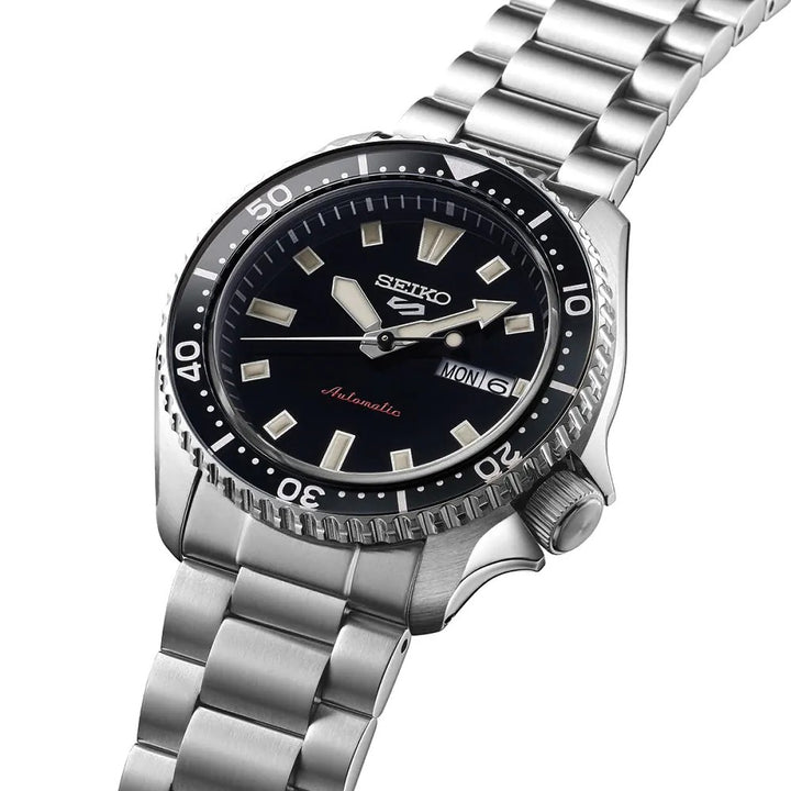 Seiko 5 Sports SRPL85K1 SKX Redux 'Kuro Black' Horloge