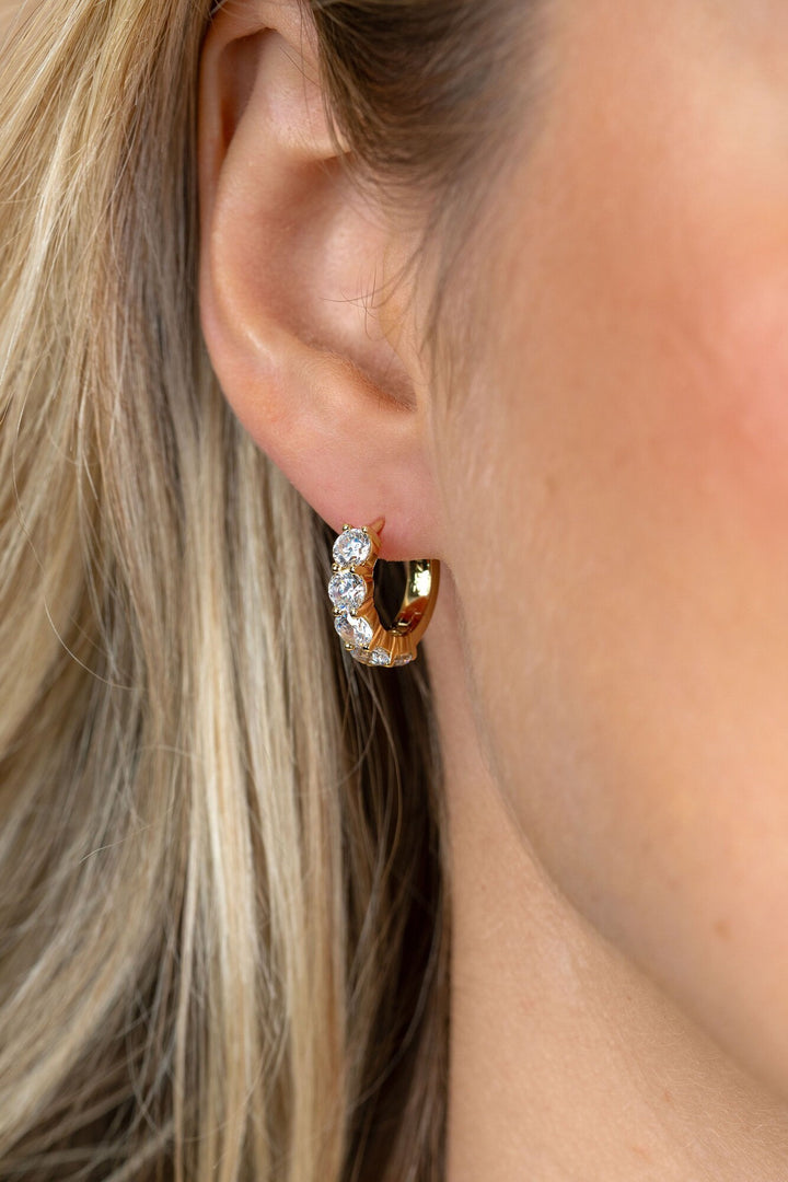 ZINZI goldplated tennis oorringen met zirkonia ZIO2808