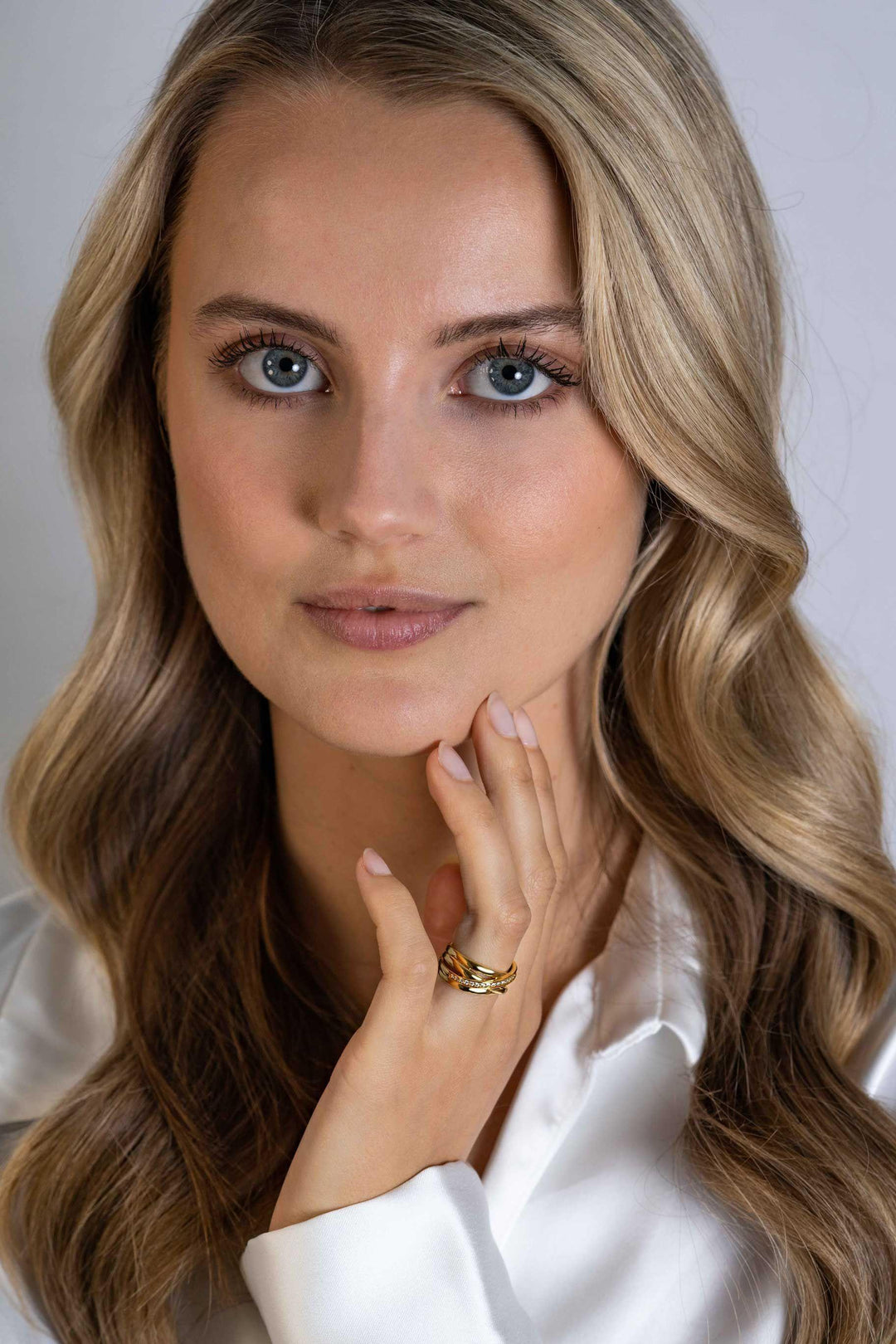 ZINZI gold plated zilveren cross-over ring ZIR1790