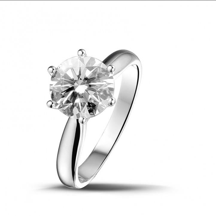 14 kt witgouden ring 3.84ct E Si2