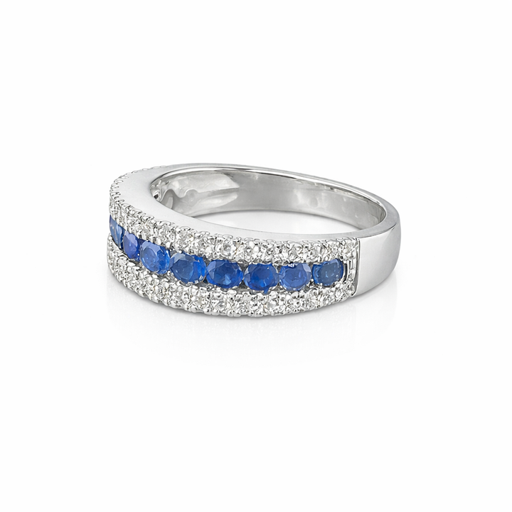 14 kt witgouden ring gezet met 11 x circa 9.4ct saffier