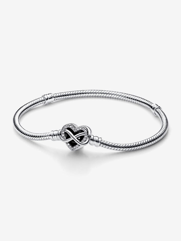 Pandora Moments Snake Chain Armband met Hartsluiting 592645C01 19 cm