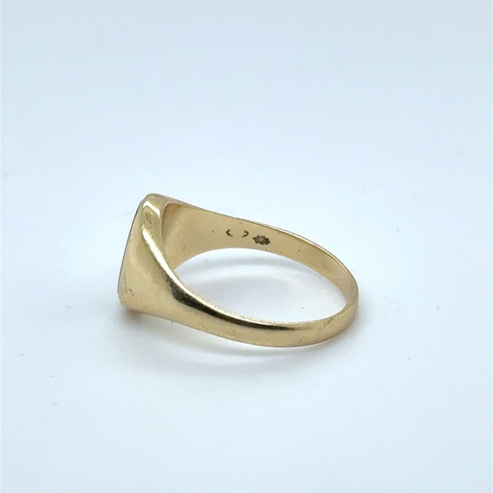 14 kt Geelgouden Zegelring met Blauwe Lagensteen – Ovaal 9 × 7 mm