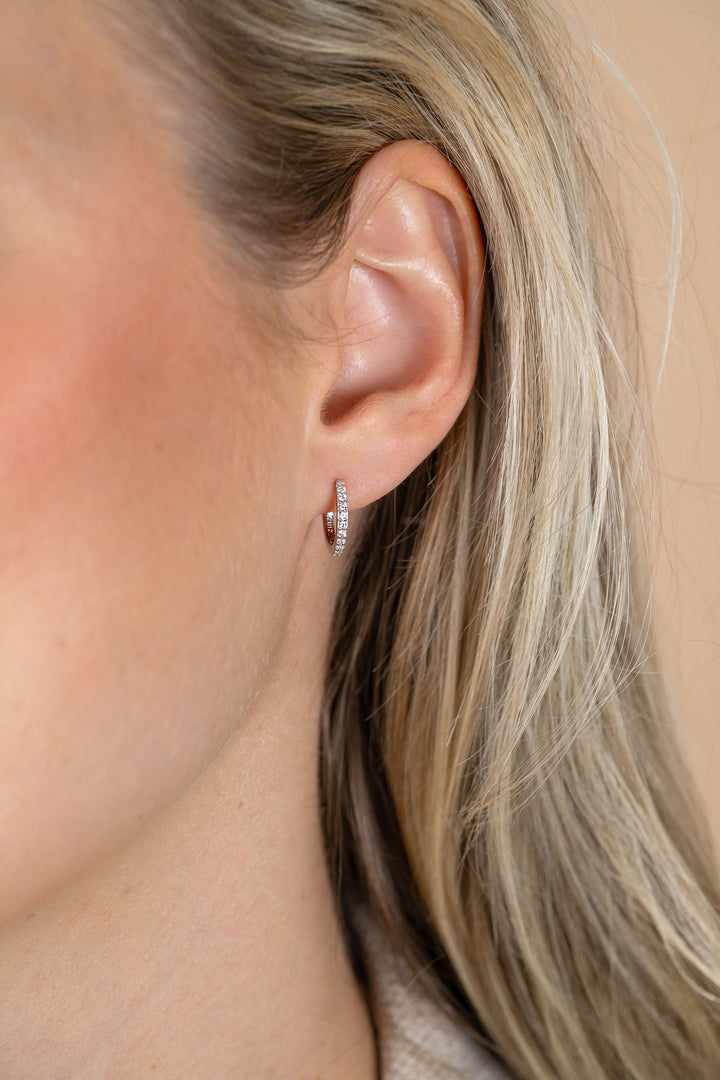 ZINZI zilveren tennis oorringen met zirkonia – ZIO2831