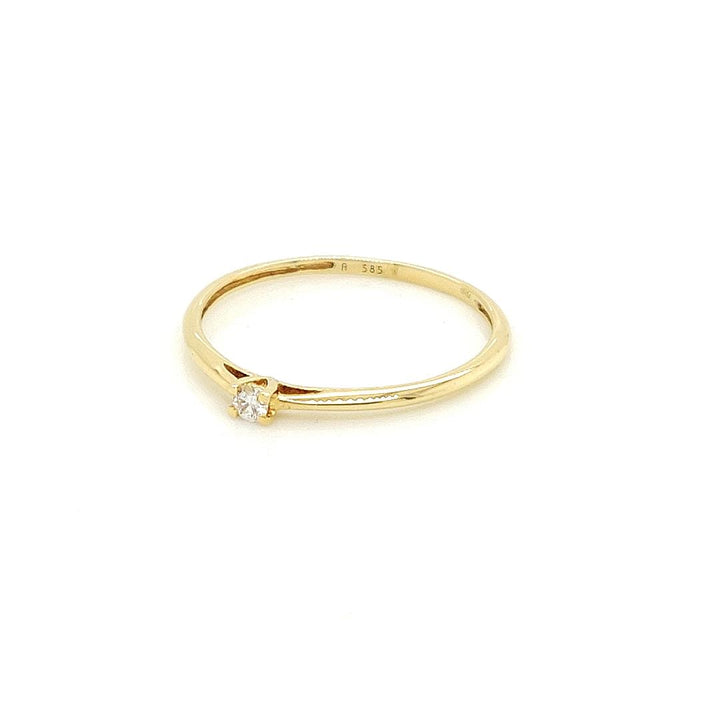 Geelgouden solitairring met Diamant 0,05 karaat