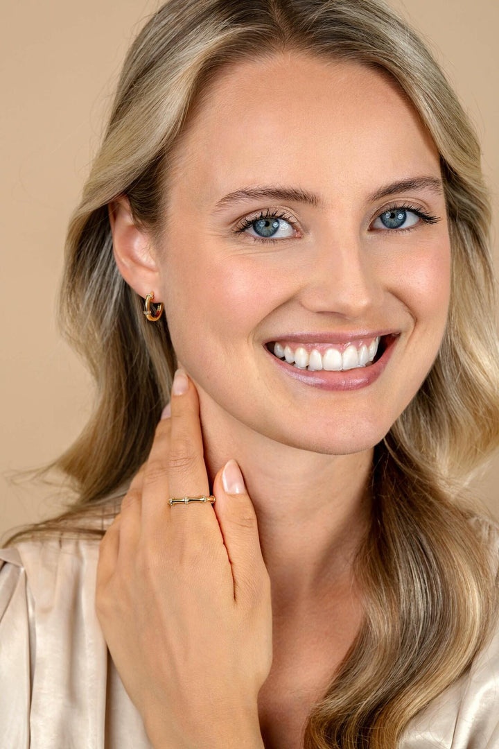 ZINZI gold plated zilveren aanschuifring (3,5mm breed) bamboo uitstraling, bezet met witte zirkonia&