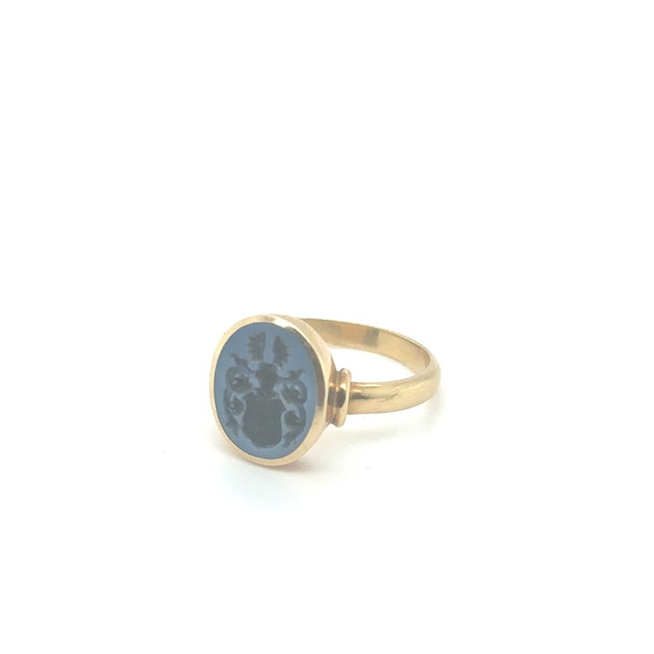 14 kt Geelgouden Zegelring met Blauwe Lagensteen – Ovaal 9 × 12 mm
