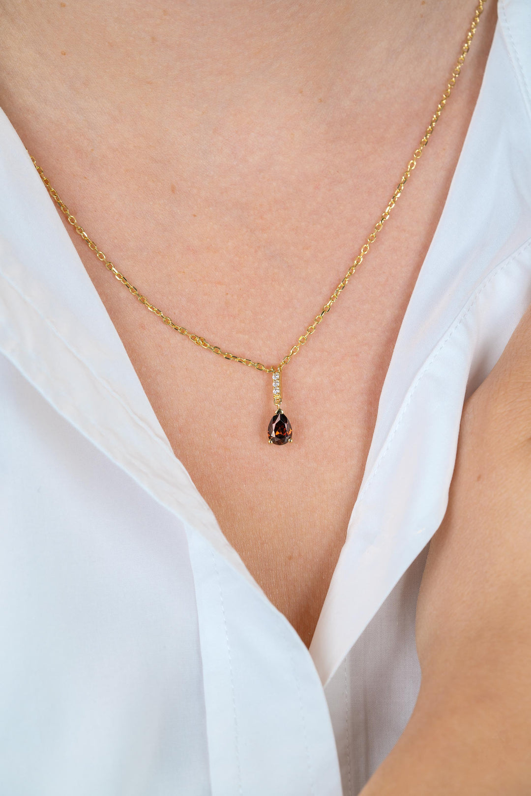 ZINZI goldplated ketting met bruine druppelsteen ZIC2804