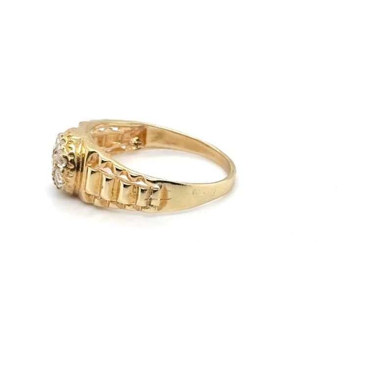 14 kt Geelgouden Ring met Entourage Zirkonia – Occasion