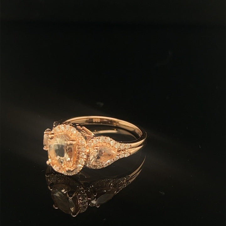 14 kt rose ring met Diamant en Morganiet