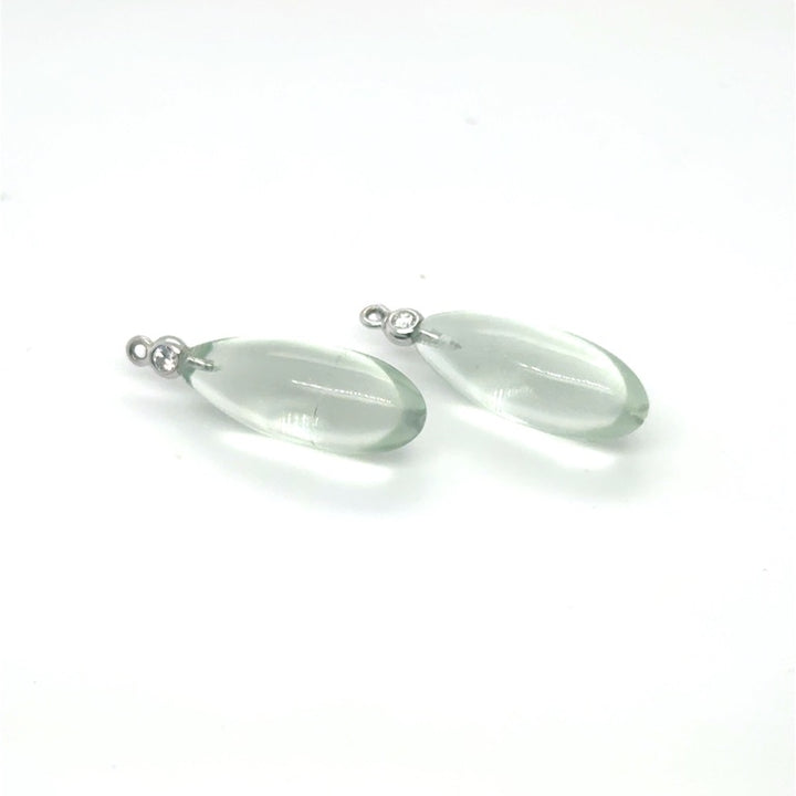 18 kt Oorhangers met Groene Amethist en Diamant – 0,10 c